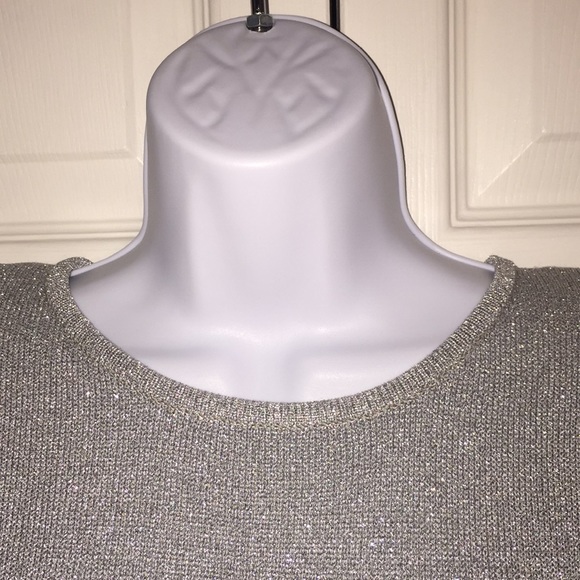 Peter Nygard Woman’s Metallic Silver Sweater S - Picture 6 of 11